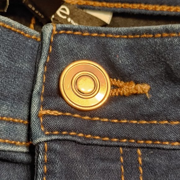 Denim Jegging 1 - Picture 7 of 8